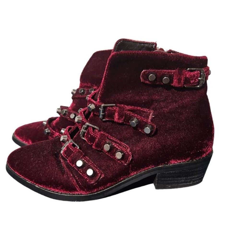 womens Maroon Velvet Gianni Bini Studded Ankle Boots Size 6 retro glam fuzzy sex